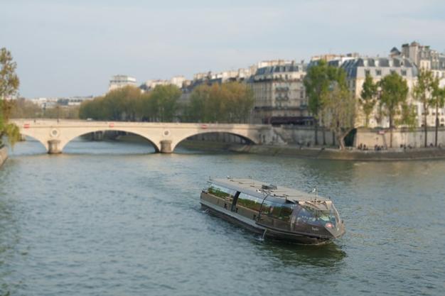 Parisian Cruises : our boats